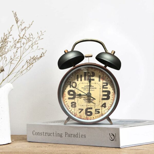 Twin Bell Alarm Clock Retro Battery Operated Bedside Clock-5553