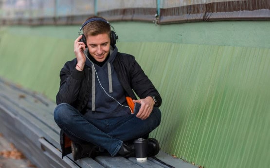Why Musicians Are Suddenly Endorsing This Lesser-Known Headphone Brand Why Musicians Are Suddenly Endorsing This Lesser-Known Headphone Brand
