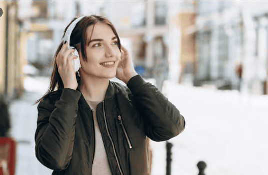 The New Noise-Cancelling Headphones That Are Quietly Dominating 2026